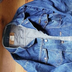 Wrangler jean jacket